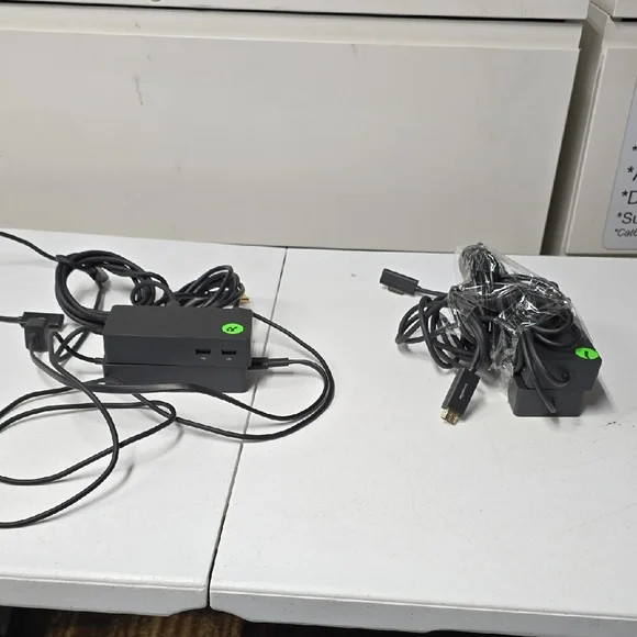 Microsoft Black Multi-Port USB & Ethernet Docking Hub